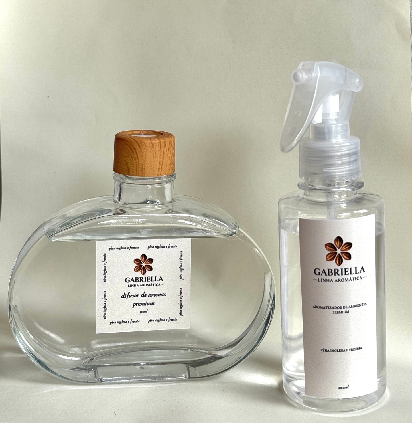 Kit Difusor & Home Spray Premium – Pera Inglesa e Freesia