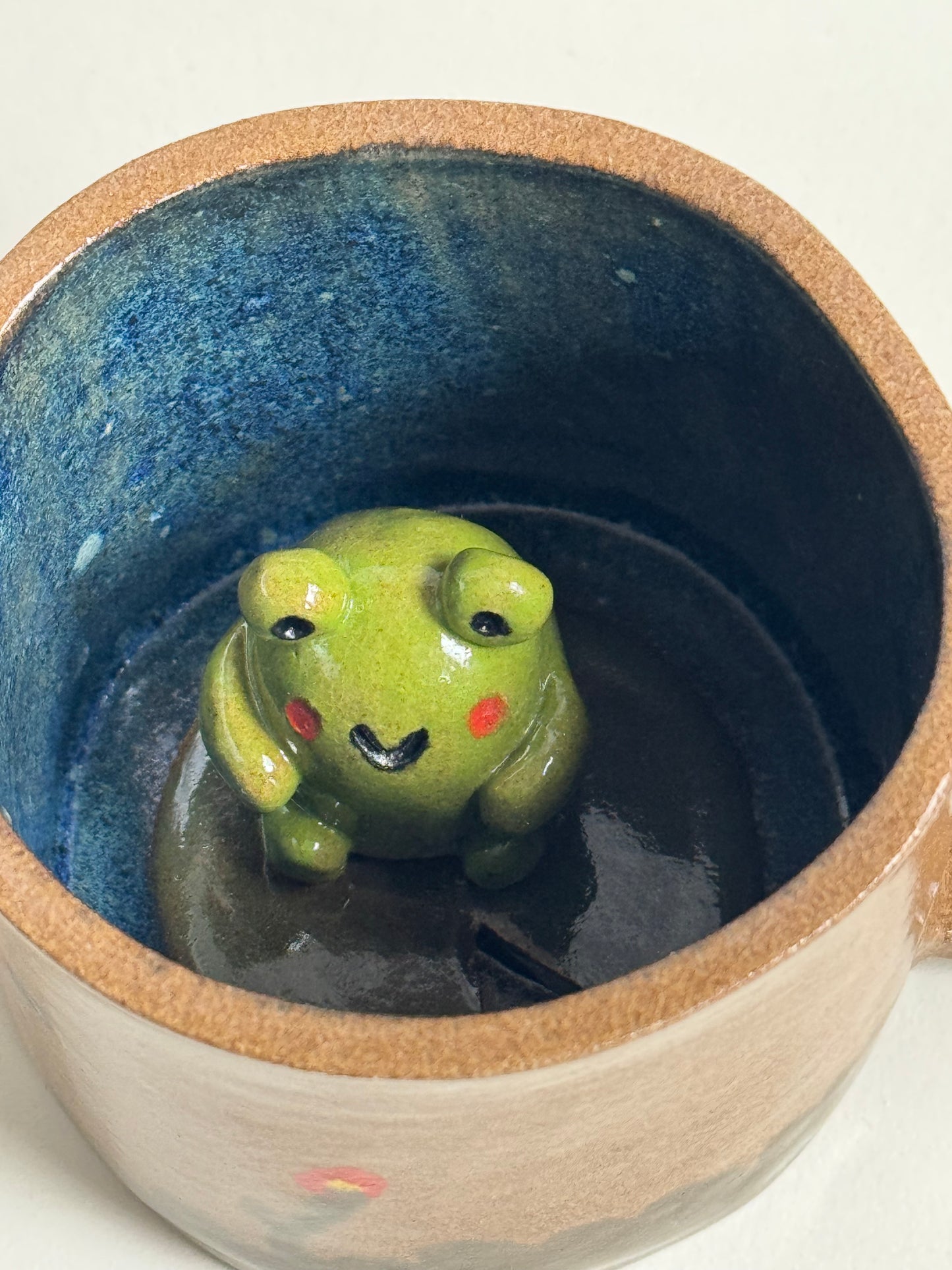 Caneca Sapo na Lagoa