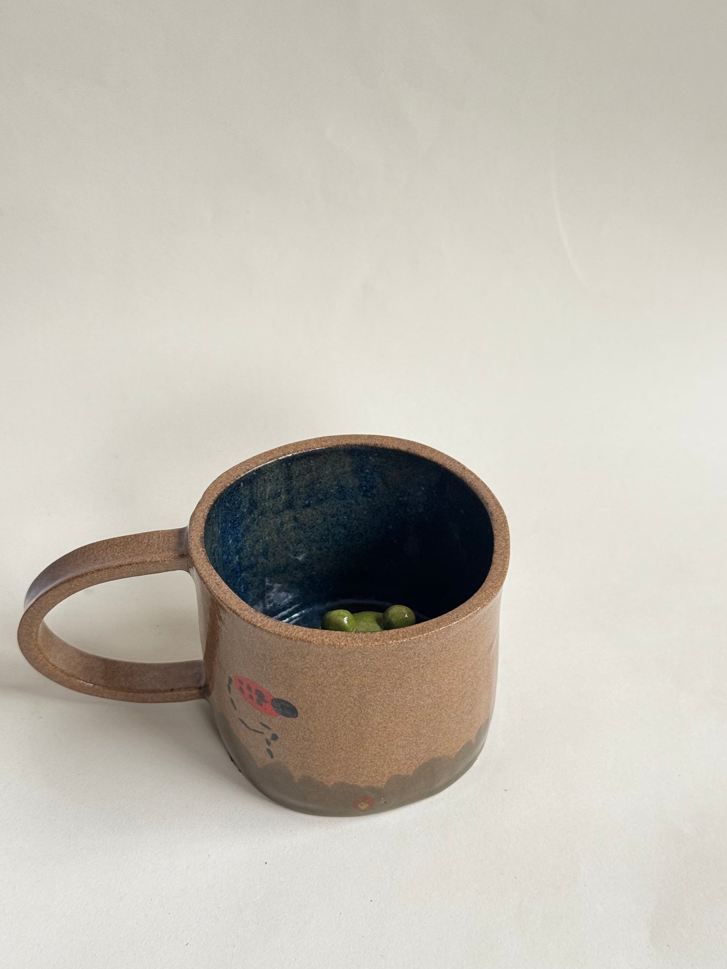 Caneca Sapo na Lagoa