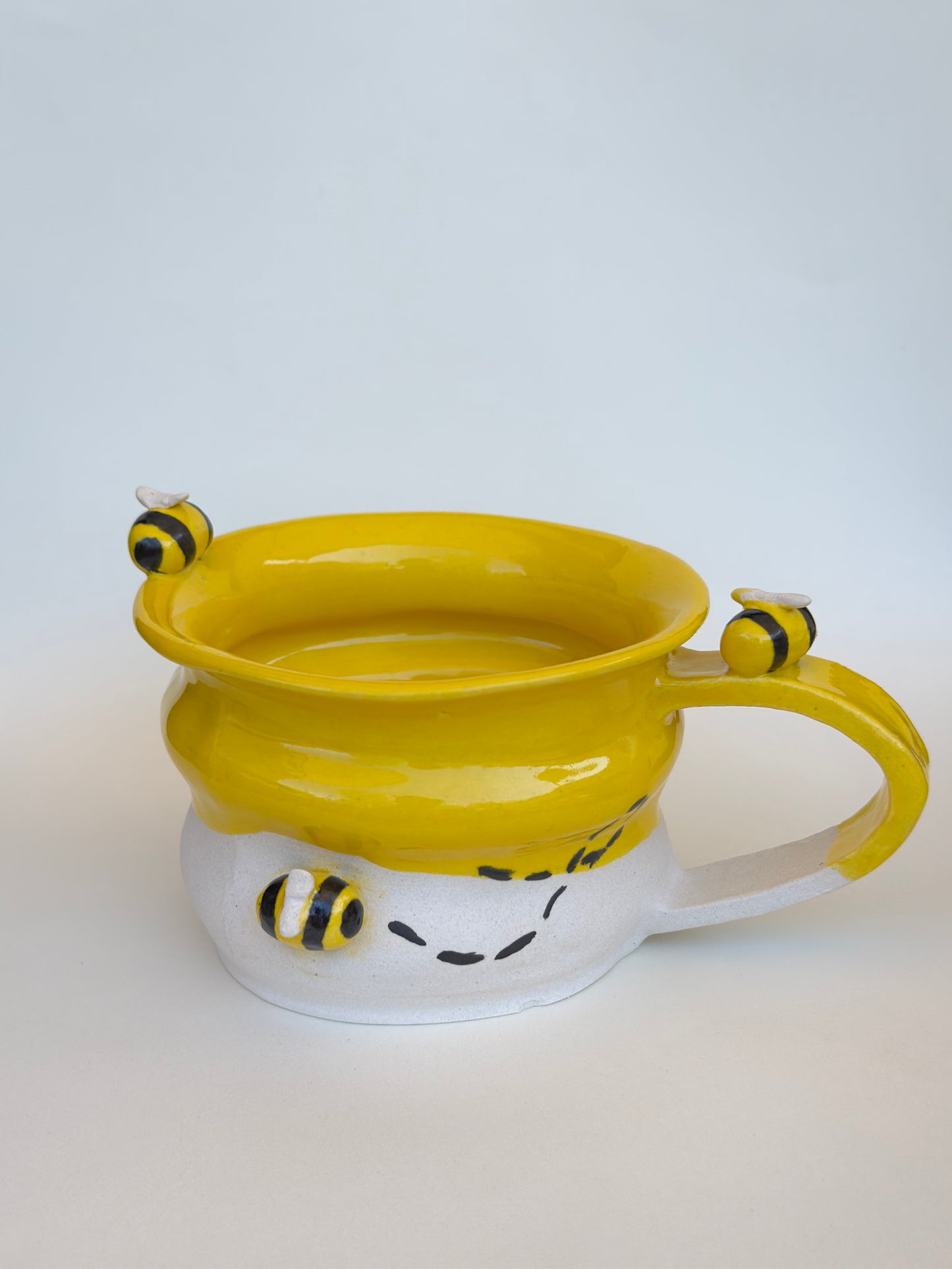 Caneca Bee