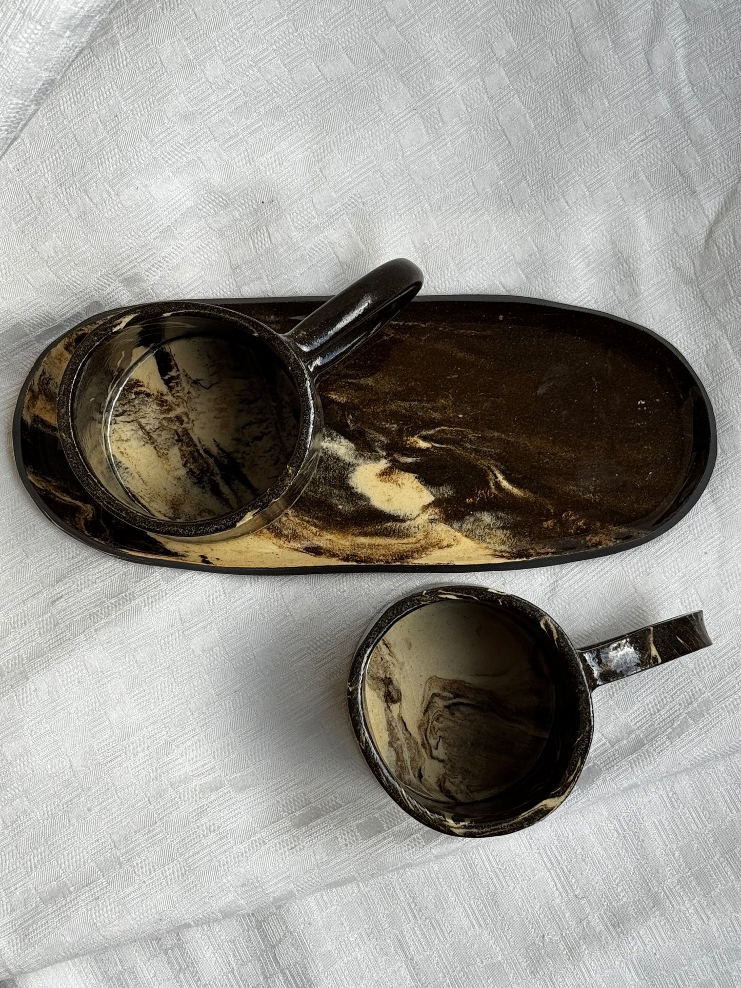 Conjunto 2 canecas e bandeja