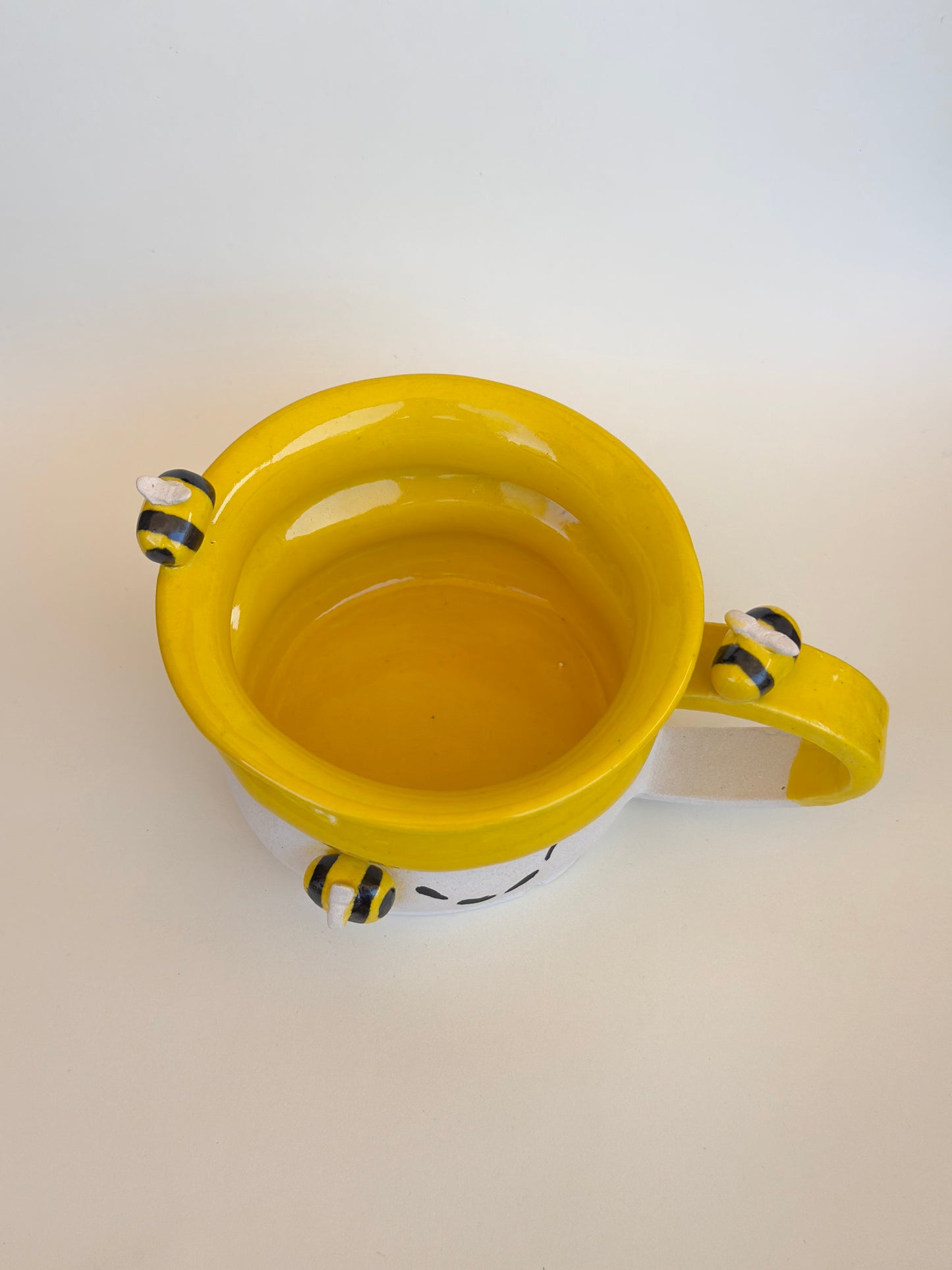 Caneca Bee